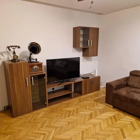 Apartmán Free Parking, Old Town Cozy Apartment Near Train Station *